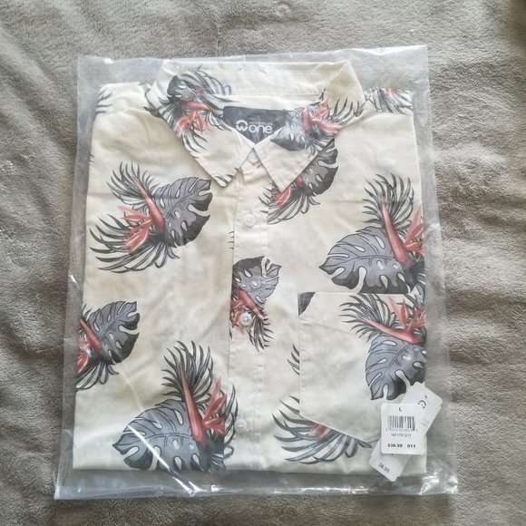 Men's short-sleeved tropical print shirt - Picture 1 of 3